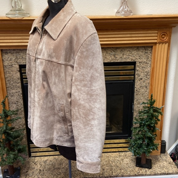 Norm Thompson Mens Tan Suede Jacket - Picture 3 of 15